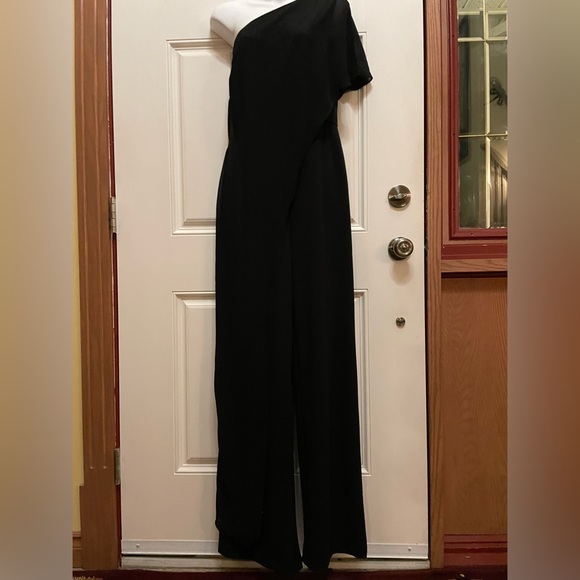 Le chateau one Shoulder black Jumpsuit with a black sheer overlay. Very Elegant - Picture 5 of 14
